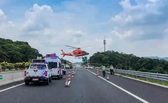 上栗高速公路汽车救援案例